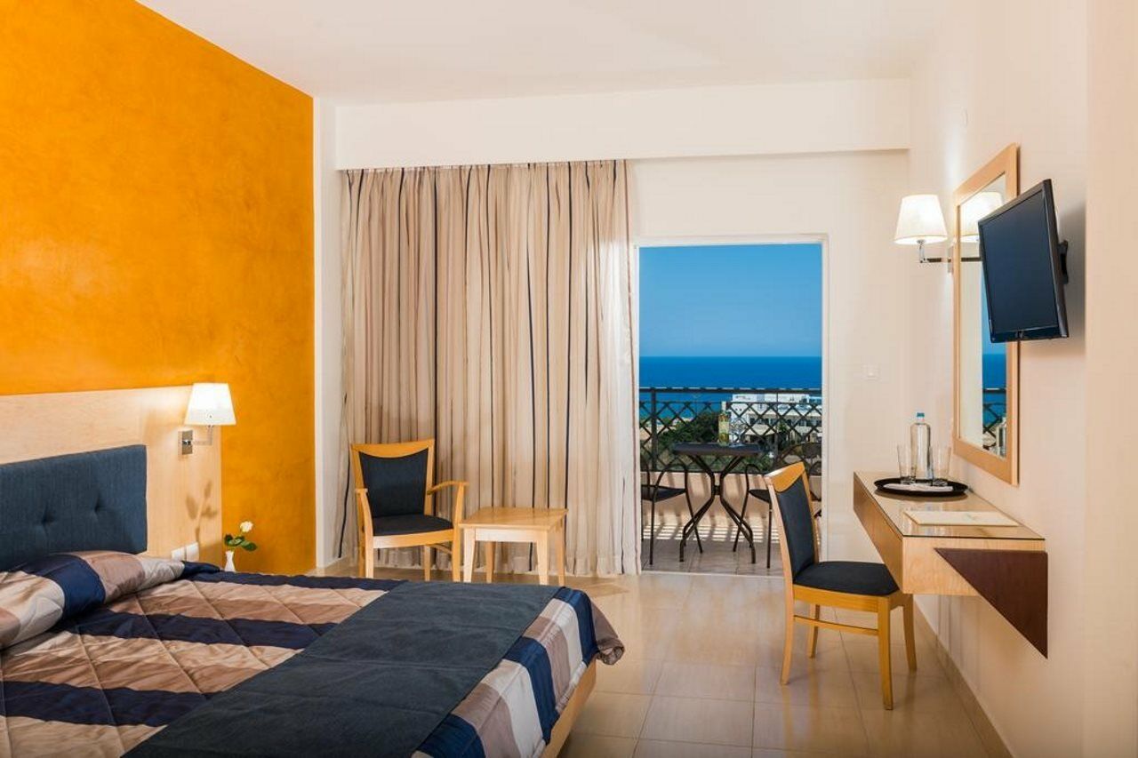 Golden Villas - Hotel Apartments & Villas Hersonissos  Exterior photo